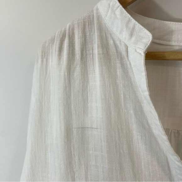 Label of Love Coastal Tunic Top Womens M White 100% Cotton Oversized Shirt EUC - Picture 10 of 10
